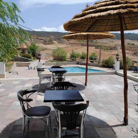 Tamanoucht Hotell Ifrane  Eksteriør bilde