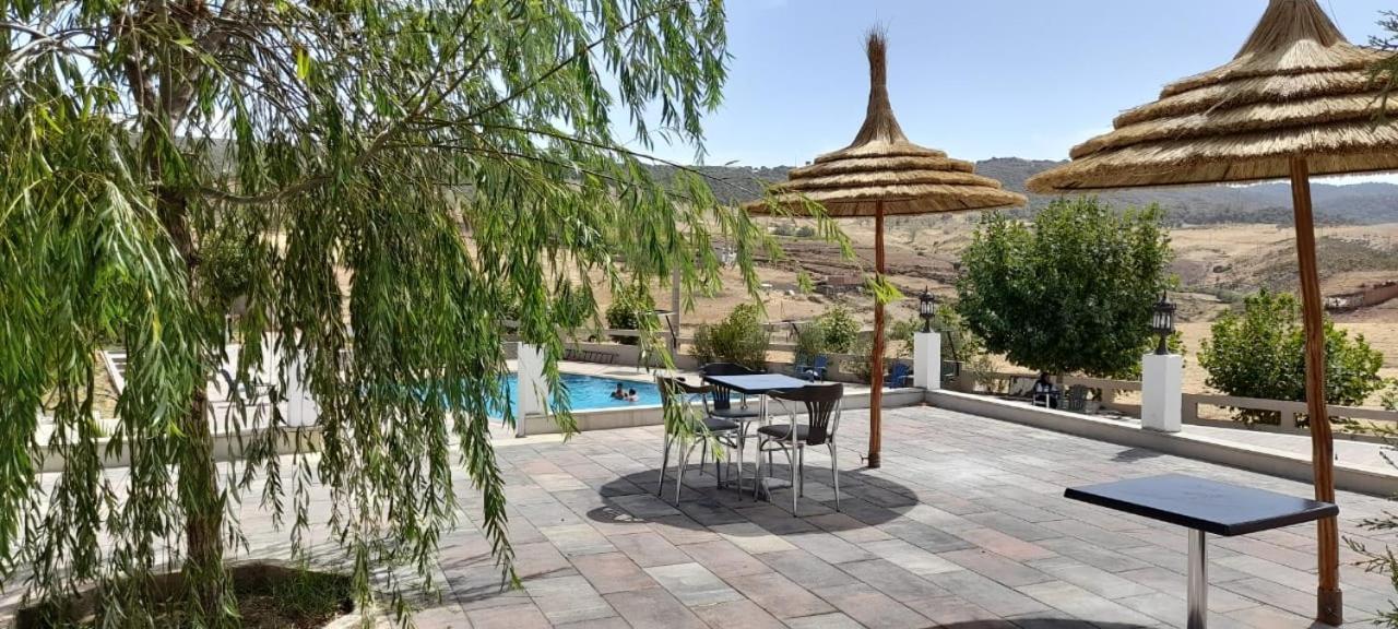Tamanoucht Hotell Ifrane  Eksteriør bilde