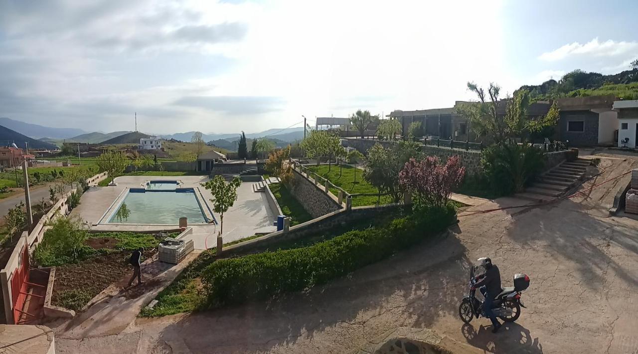 Tamanoucht Hotell Ifrane  Eksteriør bilde